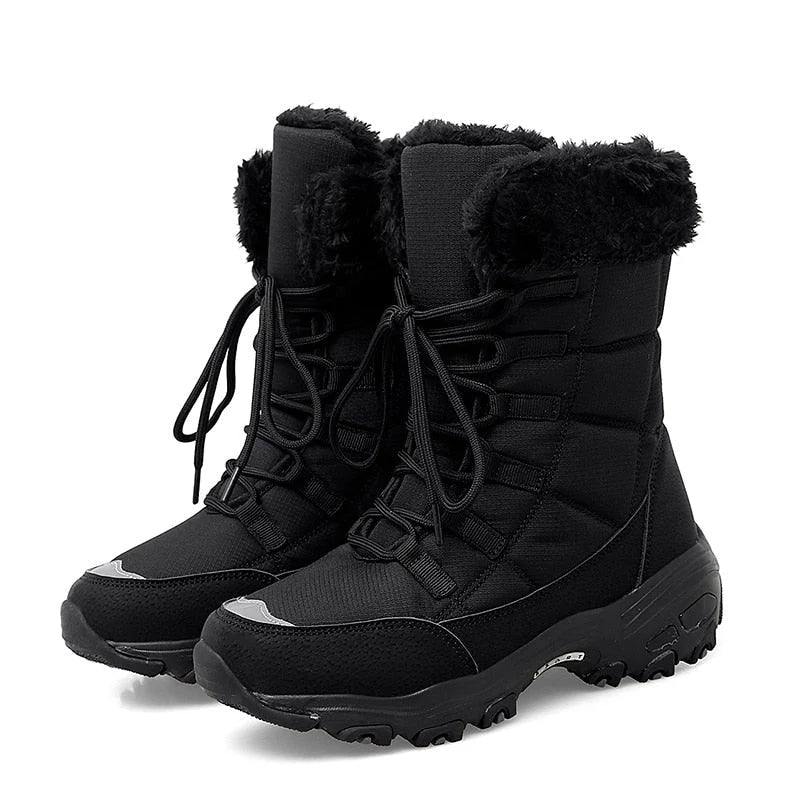 HexoComfy™ Women's Orthopedic Winter Boots in Black – lace-up with faux-fur collar
